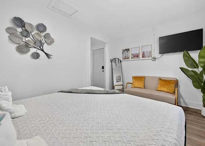 Unit 5 Affordable Private Holiday home